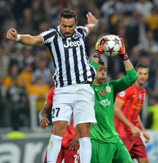 2-2 berabere sonra biten Juventus-Galatasaray man talya basnnda geni yer buldu.