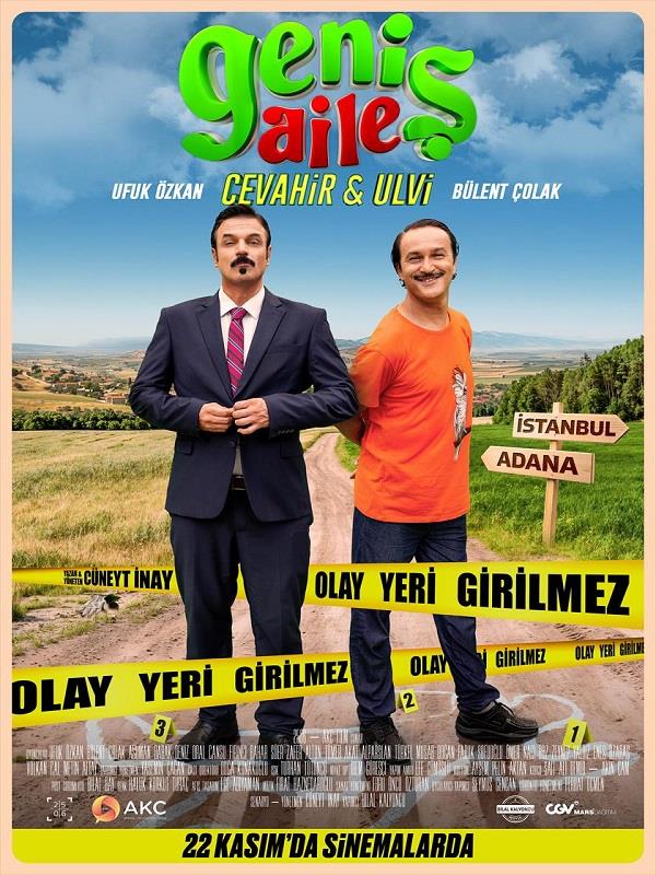 "Geni Aile 4: Cevahir & Ulvi"    Ufuk zkan, Blent olak ve Asuman Dabak'n barollerini paylat Cneyt nay ynetmenliindeki devam filmi "Geni Aile 4: Cevahir & Ulvi" komedi trn sevenleri sinema salonlarna ekmeyi hedefliyor.
