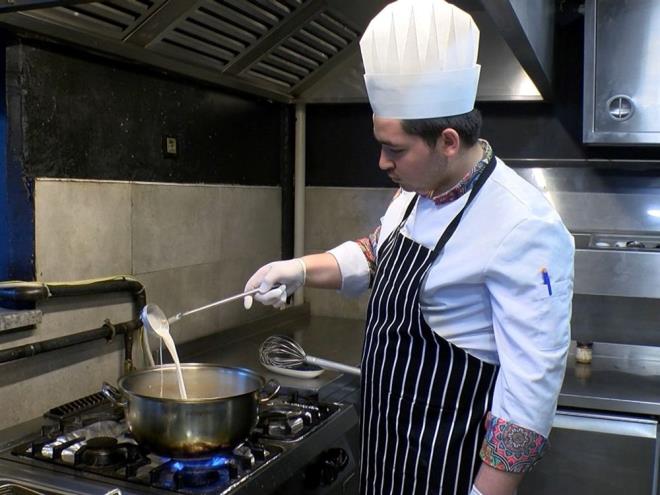 K turizminin nemli merkezlerinden, kayakseverlerin her yl akn ettii Uluda?da bir otelin restorannda 1000 TL'ye satlan orba ile gndem oldu.