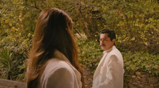 smail Hacolu, Simay Barlas, Ayta amaz, Burcu Cavrar'n barolleri paylat dizinin senaryosunu Pelin Glcan, Lara Bulut Tecim ve Batuhan zbay kaleme alyor.