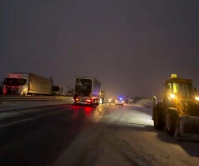 Ekipler, ulamn yeniden salanabilmesi iin almalarn srdryor.