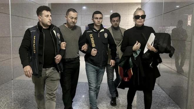 Serdar Orta yasad bahis yapt ve insanlar tevik ettii iddiasyla yargland soruturma kapsamnda ev hapsine arptrlmt. Cezas kaldrlan Serdar Orta, bu srete sosyal medyay aktif bir ekilde kullanmaya balamt.