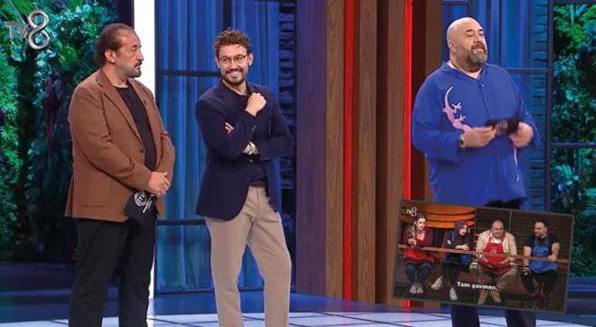 Masterchef dl oyununda konsept 'baklar' oldu. Somer ef, "Burada grdnz gibi 5 yarmacmz iin 5 deiik cins bak var. Burada ef ba dil bal alacak, et ba alan arkadalarmz kuzu kol alacak, sebze ba alan arkadalarmz tam da mevsimi olduu iin kereviz alacak. Ekmek ba alan arkadalarmz hamur ii alacak. Dilimleme ba alan arkadalarmz ise bonfile alacak.<p>Dilimleme ba alan arkadalarmz ise bonfile alacak. Kural u setiiniz bak haricinde hibir banz yok. Btn ilerinizi o banzla yapacaksnz. Direk takmlara bakmakszn kazanan yarmac direk bir st tura kacak" dedi.