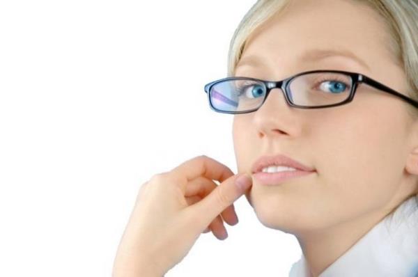 Gne nlarna ok maruz kalmak zamanla lensimizde koyulamaya, katarakta ve grme noktasnda hassasiyete sebep olur.