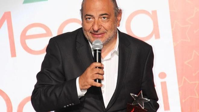 Getiimiz ay taburcu olan 65 yandaki Reha Muhtar, ilk kez Bebek'te grntlenmiti.