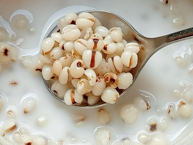 Dk glisemik indeks deerine sahip olan dar, kan ekerini yavaa ykseltir ve diyabet hastalar iin salkl bir seenek sunar.