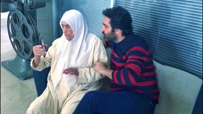 Anne acsyla sarslan Krmzgl, zntsn sosyal medya hesabndan dile getirmiti.