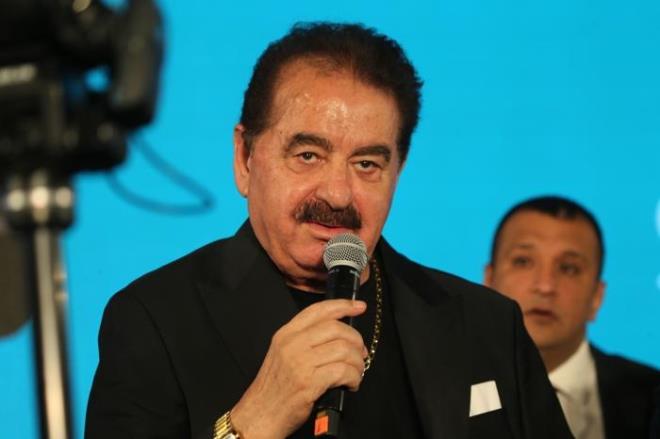 Usta sanat brahim Tatlses, nl prodktr Polat Yac'nn doum gn etkinliine katld. Gecede olduka duygulanan sanat, itiraf dolu bir aklamada bulundu.