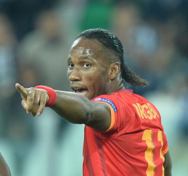 Man 36. dakikasnda Galatasaray' 1-0 ne geiren gol atan 35 yandaki futbolcu, daha sonra 2 gol yiyerek geriye den takmnn zorlu mcadelede 1 puan almasnda barol oynad. Fildii Sahilli oyuncu, 88. dakikada Umut'un att goln de asisti yapt.