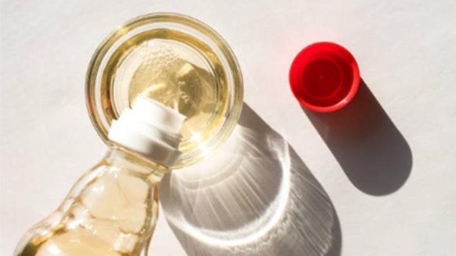 Bu ikili barsaklarda biriken toksinlerin ve zararl maddelerin atlmasn salar. Baln doal eker ierii sayesinde vcudu enerjiyle doldurur. Sabah a karnna tketildiinde metabolizmay altrarak kilo kontrolne yardmc olur.