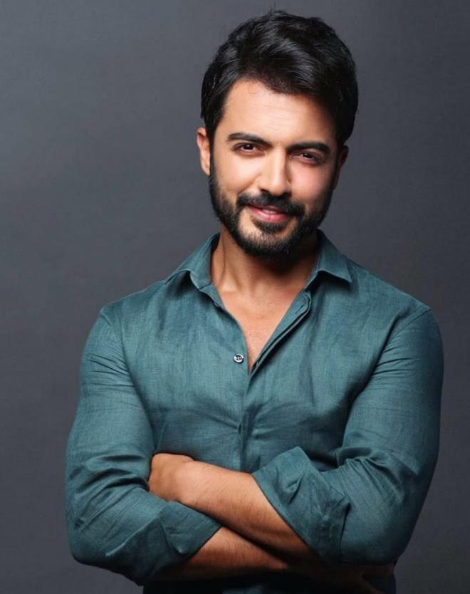 Yapt ilgin aklamalarla ok konuulan arkc, Magazin Burada'ya verdii demete 2025 ylna dair, "Ben hi iyi eyler grmyorum. stila balad. Amerika oras buras yklyor. Uzayllar, uzayl aralar daha ileriye evirecekler. 2025 ylnda daha ok dnya d formlarla ilgileneceiz. Doal afetlerle ilgileneceiz." diye konutu.