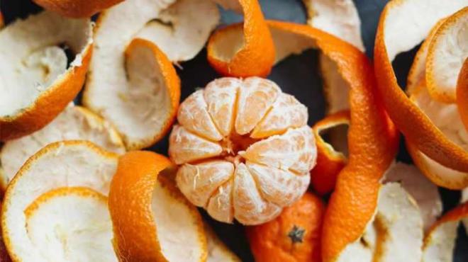 te aromatik ho bir kokuya sahip olan mandalinann kabuklarn pe atmak yerine deerlendirmenin yollar...