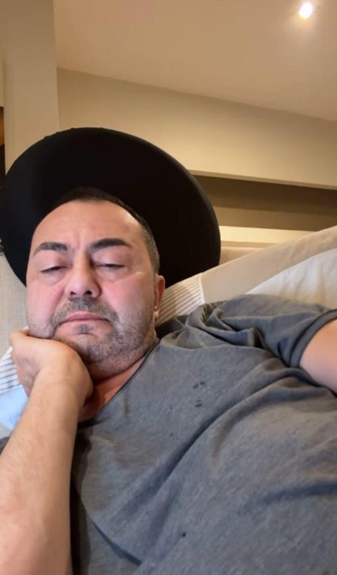 Tm vergi dairelerine bankalara borlarmn hepsini de, yarn ben kyme dnp bir daha azm ap ark sylersem Allah belam versin." eklinde konutu.