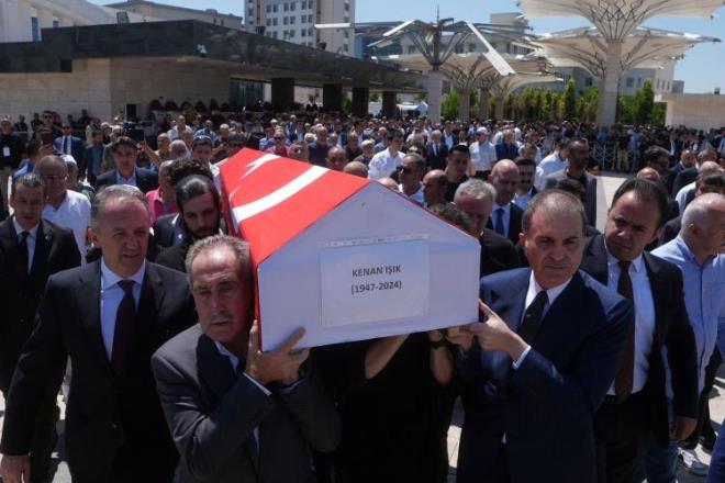 76 yanda hayata gzlerini yuman usta sanatnn ac haberi sanat dnyasn yasa bodu.