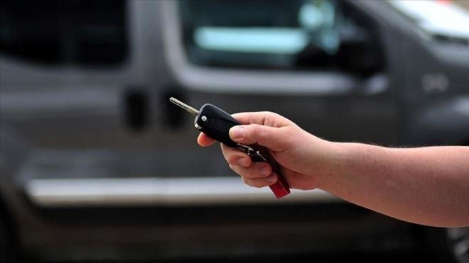 TBMM Genel Kurulu?nda Baz Kanun ve Kanun Hkmnde Kararnamelerde Deiiklik Yaplmasna Dair Kanun Teklifi kabul edilerek yasalat. Kanun teklifi ile birlikte engellilerin ara almna illikin dzenleme de deiti.