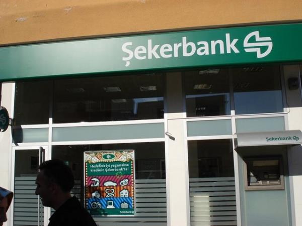 <b>ekerbank:</b> 60 aya varan vadelerde yzde yzde 0.68'den balayan faiz uygulanyor ve 3 aya kadar taksit ertelebiliyor.