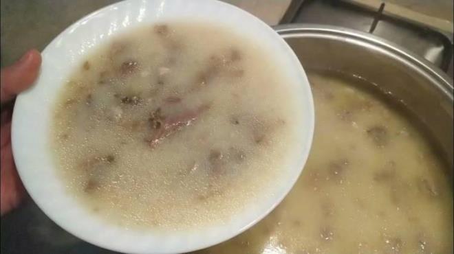 - Kelle Paa orbas    Trkiye'de en sevilen orbalar arasnda yer alan kelle paa orbas, esasnda bir sakatat rn barndryor olmasna ramen salmza ynelik esiz faydalar sunuyor.