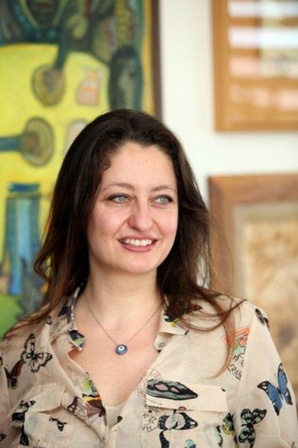 afak Pavey: Diplomat