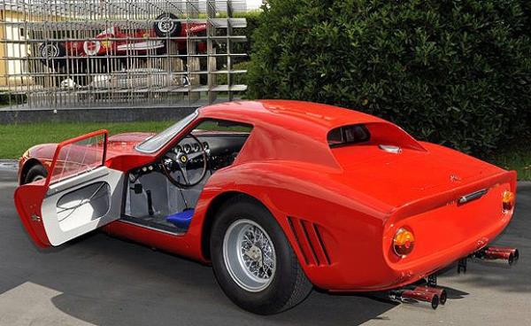 Rekor fiyatlara satlan Ferrari'ler