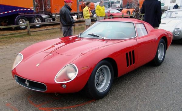 Rekor fiyatlara satlan Ferrari'ler