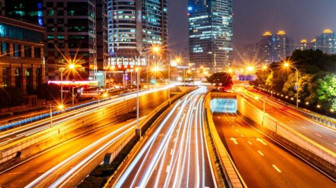 SOKAK LAMBALARI NEDEN SARI RENKL?