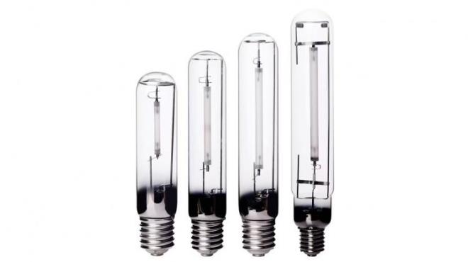 Dnya genelinde otoyol ve sokak aydnlatmalar, yksek basnl sodyum (YBS) ve dk basnl sodyum (DBS) olarak ayrlan sodyum buharndan yararlanlarak yaplan ampullerle salanr.