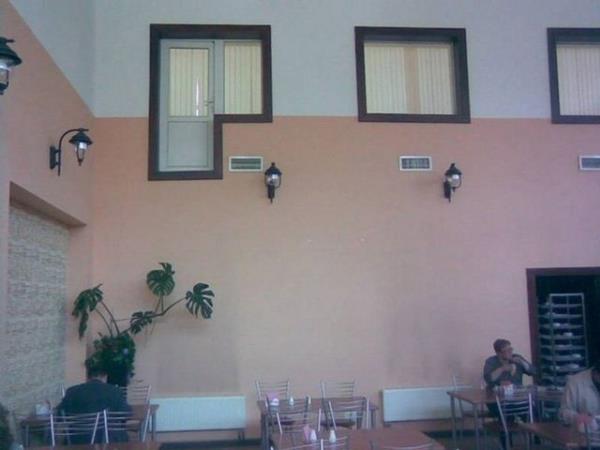 Mhendis ve mimarlarn tasarladklar 'ilgin' ev, i yerleri gibi yaptlar, normalin dnda olunca insanlar etkileyebiliyor.