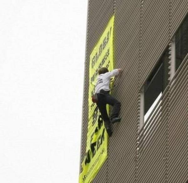 Mhendis ve mimarlarn tasarladklar 'ilgin' ev, i yerleri gibi yaptlar, normalin dnda olunca insanlar etkileyebiliyor.