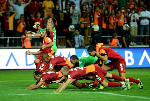 <b>-En farkl skorlu yenilgisi:</b> 6-0 (Fenerbahe 2002-2003)