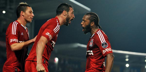 <b>-En farkl skorlu galibiyeti:</b> 10-0 Adana Demirspor (1989-1990)   <p><b>-En farkl skorlu yenilgisi:</b> 5-0 Bursaspor (1980-1981)</p>