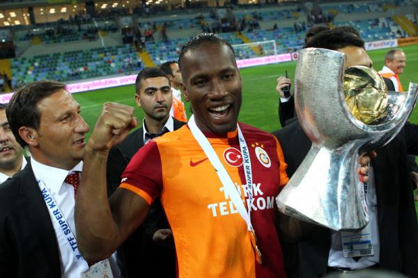 <b>-En ok berabere kald sezon:</b> 1966-1967 (32 mata 17 beraberlik)   <p><b>-En az berabere kald sezon:</b> 1991-1992 (30 mata 3 beraberlik)</p>