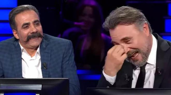 ATV ekranlarnn reyting rekortmeni yarma program "Kim Milyoner Olmak ster", son blmyle izleyenlere kahkaha tufan yaatt. lk soruda elenen Mehmet Salih zaraz'n hem yant hem de talebi Oktay Kaynarca'y ve stdyodaki izleyenleri gldrd.