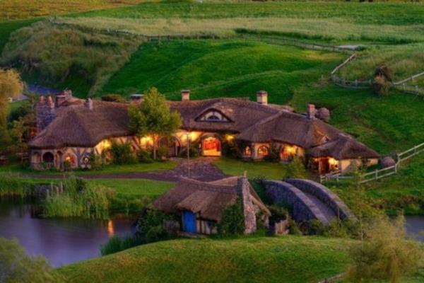 Hobbiton Ky, Yeni Zelanda