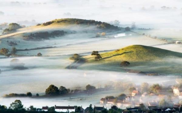 Mist Over Ky, ngiltere