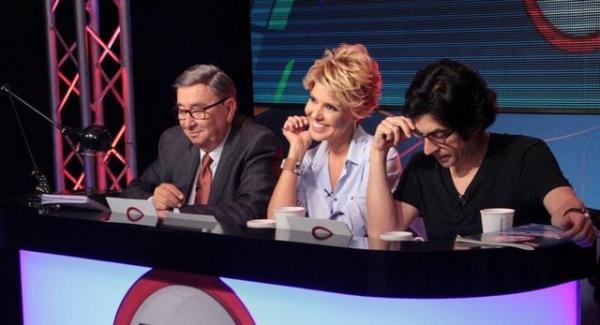 Okan Baylgen, Glben Ergen ve Blend zveren'in jri koltuunu paylat ve ylba gecesi gerekleecek final blmnde 1 milyon TL'lik byk dl verecek olan bilgi yarmas "Bir Milyon Kimin" iin tm hazrlklar tamam. nmzdeki gnlerde balayacak olan yarma, Trkiye'nin ilk "yarma milyoneri" olacak ansl yarmacsn bekliyor.