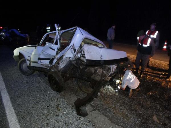 Yozgat'ta iki otomobilin arpmas sonucu 1 kii ld, 4 kii yaraland
