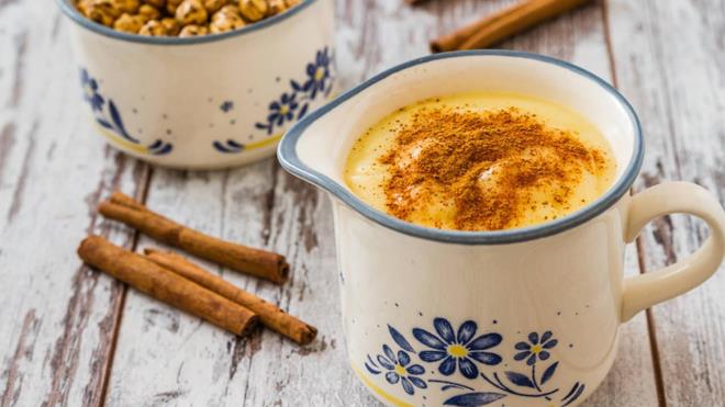 Cilt Salna yi Gelir: erdii vitaminler ve antioksidanlar sayesinde cilt saln korur ve cildin daha parlak grnmesine yardmc olabilir.