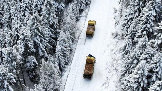SAMSUN'DA OKULLAR TATL M?    Samsun'da kar ya ve buzlanma nedeniyle baz ilelerde tamal eitime 1 gn sreyle ara verildi.    l Milli Eitim Mdrlnden yaplan aklamada, youn kar ya, olumsuz hava artlar ve ulamda yaanabilecek olas aksaklklar nedeniyle 19 Mays, Alaam, Asarck, aramba, Ladik ve Salpazar ilelerinde tamal eitime 11 ubat Sal gn ara verildii bildirildi.