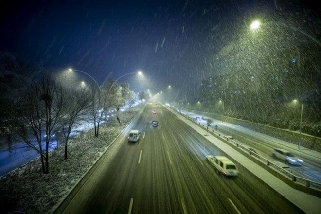 K lastikleri 7 derecenin altndaki havalar iin dizayn edilmitir ve hava souduka tutunma performans artar, fren mesafenizi ciddi oranda azaltr.