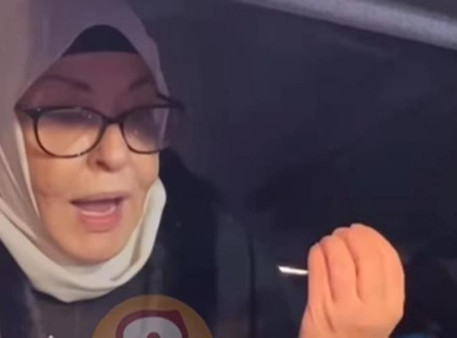 Ferdi Tayfur iin Barbaros Hayrettin Paa Camii'nde mevlit okutan yeeni irin Gzalc ise ?Ailesi olarak duamz yaptk, hayranlar da yalnz brakmad. Geldiiniz iin ok teekkr ederiz, dualarnz esirgemeyin? dedi.