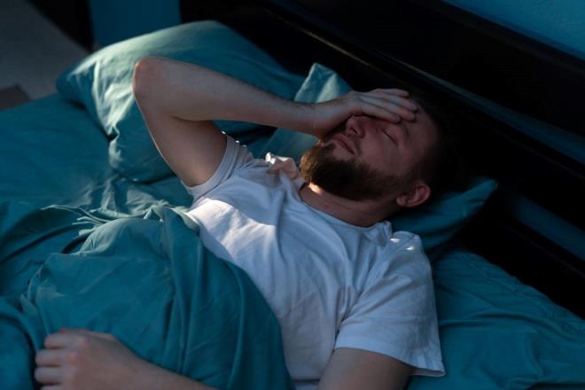 ngiltere?de yaplan aratrmalara gre, her iki kiiden biri yaam boyunca bir kanser trne yakalanyor. Ancak erken tehis sayesinde tedavi srecinin baars byk lde artrlabiliyor.    Akcier kanseri, dnya genelinde meme kanserinden sonra en yaygn ikinci kanser tr olarak biliniyor. Buna ramen lm oranlar asndan en riskli kanser trlerinden biri olarak ne kyor. Yaplan aratrmalara gre, akcier kanseri tehisi konulan hastalarn %80?i sigara kullanyor ve bu durum tedavi edilmedii takdirde ciddi hayati riskler tayor.