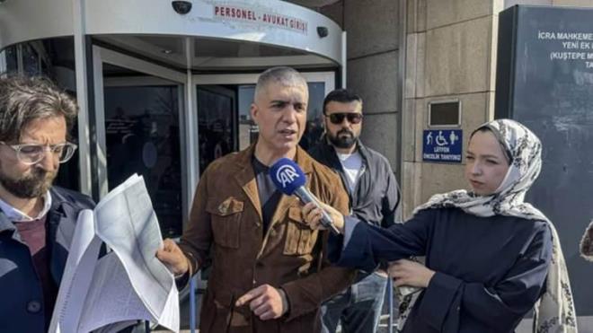 ADIR KURUP OTURACAIM DEMT    "Oras yklsa dahi ben orada adr kurup oturacam. Oras benim ocuumun hakkdr, hukukudur, emeimdir, kimse de onu yiyemez." dedi.