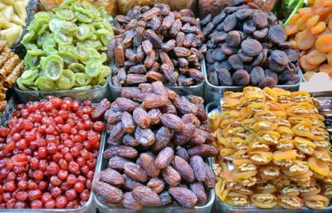 Kalsiyum, potasyum, magnezyum, fosfor, demir ve sodyum minerallerini bolca ierir; te yandan eker oran yksek deildir. ay ve kahvenin yannda attrmalk olarak tketebilirsiniz.