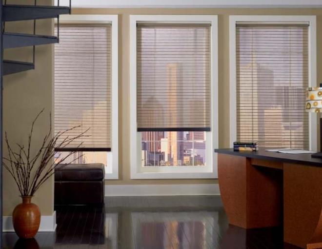 Ev dekorasyonunun ana paralarndan birini oluturan perdeler, kimi zaman mahramiyetin temsilcisi kimi zamanda dekorasyonunun btnselliini koruyan bir eya olarak karmza kyor.