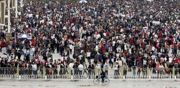 in, 1.3 milyar insanyla en fazla nfusa sahip olan lke. Hindistan'n da in'den pek geri kalr yan yok. 1.1 milyarlk nfusuyla hemen in'in ardndan geliyor.