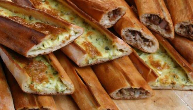 Listeye Trk lezzetlerinden aramba pidesi 3. srada girdi.