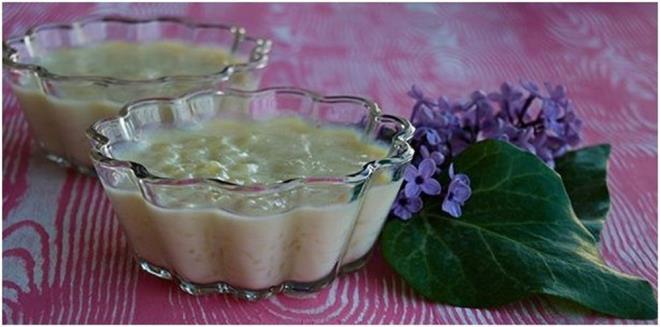 STLA NASIL YAPILIR?    Malzemeler:    1 litre yal st  1/2 su barda krk pirin  arzuya gre toz eker