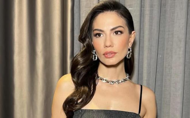 imdilerde baroln aatay Ulusoy ile paylat Eref Rya dizisi ile adndan sz ettiren Demet zdemir zel hayatyla gndeme geldi. Demet zdemir'in sr gibi saklad ak ortaya kt. Gzel oyuncunun yeni sevgilisi bakn kimmi...