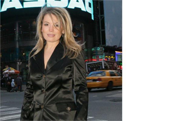 <p><b>Julie Smolyansk</b></p>  Lifeway Foods CEO'su. Gnde sadece 4 saat uyuyor.