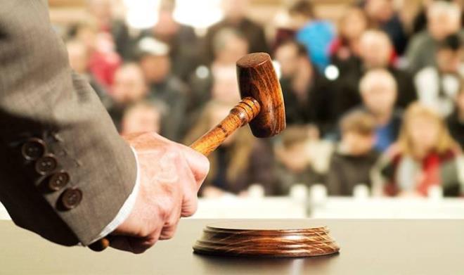 REKOR FYATA ALICI BULDU         Ak artrmaya kan zel rakam dizilimine sahip cep telefonu fiyatyla numaras gndem oldu.zel dizilime sahip bir SIM kart tam 871 bin dolara, yani yaklak 33 milyon TL?ye alc buldu. Bylece, dnyann en pahal cep telefonu numaralarndan biri satlm oldu.